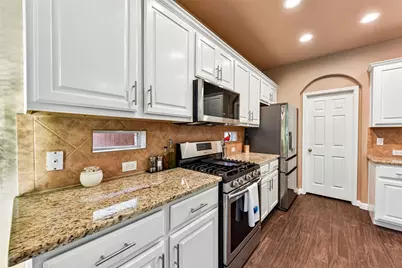 10216 Anahuac Trail, Austin, TX 78747 - Photo 16