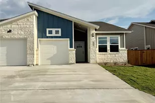 108 Zayd Ct, Jarrell, TX 76537 - Photo 2