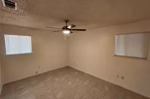 2404 Audubon Pl, Austin, TX 78741 - Photo 14