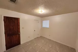 2404 Audubon Pl, Austin, TX 78741 - Photo 14