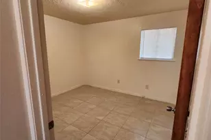 2404 Audubon Pl, Austin, TX 78741 - Photo 18