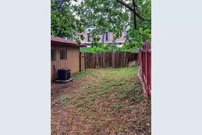 2404 Audubon Place #B, Austin, TX 78741 - Photo 2