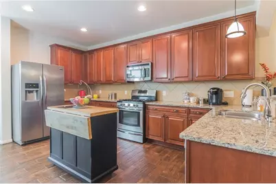 252 Pond View Pass, Buda, TX 78610 - Photo 6