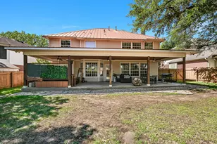 806 Mountain View Dr, Pflugerville, TX 78660 - Photo 1