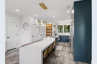 2711 Crest Avenue #A, Austin, TX 78702 - Photo 8
