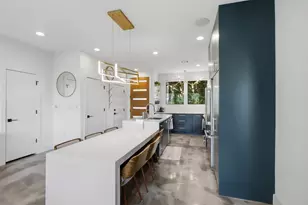 2711 Crest Ave, Austin, TX 78702 - Photo 8