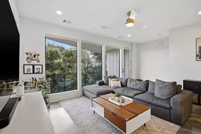 2711 Crest Avenue #A, Austin, TX 78702 - Photo 10