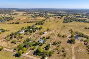 153 Pleasant Grove Rd, Elgin, TX 78621 - Photo 26