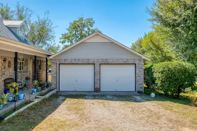 153 Pleasant Grove Road, Elgin, TX 78621 - Photo 4