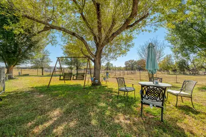 153 Pleasant Grove Road, Elgin, TX 78621 - Photo 20