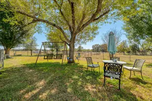 153 Pleasant Grove Rd, Elgin, TX 78621 - Photo 20