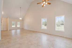 153 Pleasant Grove Rd, Elgin, TX 78621 - Photo 8