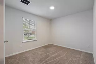 176 Texas Palmetto Cir, Kyle, TX 78640 - Photo 6