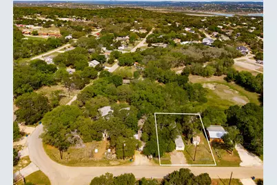 435 Burr Oak Lane, Canyon Lake, TX 78133 - Photo 4