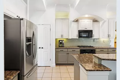 501 East Trail, Spicewood, TX 78669 - Photo 14