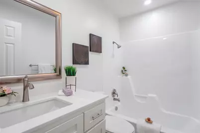 8007 Colony Loop Drive, Austin, TX 78724 - Photo 26