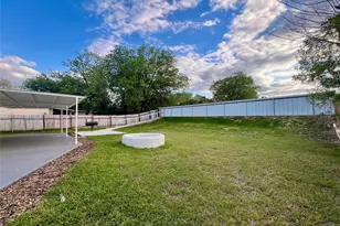 8007 Colony Loop Dr, Austin, TX 78724 - Photo 10