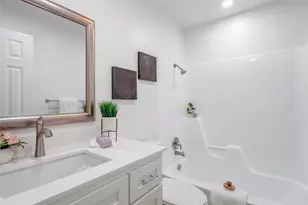 8007 Colony Loop Dr, Austin, TX 78724 - Photo 26