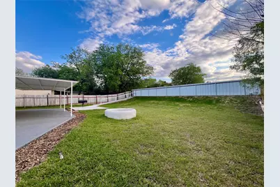 8007 Colony Loop Drive, Austin, TX 78724 - Photo 10