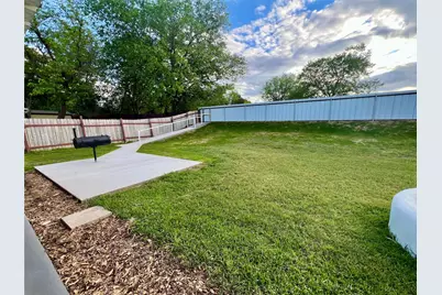 8007 Colony Loop Drive, Austin, TX 78724 - Photo 32