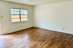 2411 S 5th St, Austin, TX 78704 - Photo 2