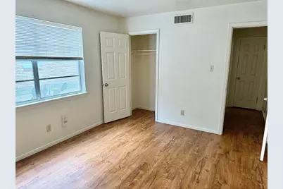 2411 S 5th Street #2, Austin, TX 78704 - Photo 8