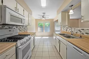 14203 Sussman Ct, Austin, TX 78728 - Photo 4