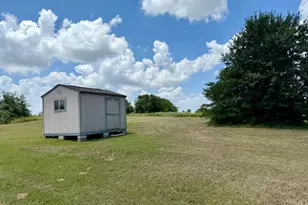 1611 W Fm 696, Lexington, TX 78947 - Photo 26