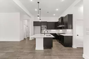 13808 Ryan Range Ln, Elgin, TX 78621 - Photo 2