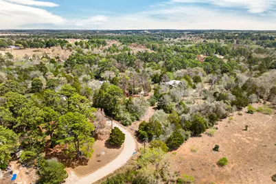 137 Ranchette Street, Bastrop, TX 78602 - Photo 2