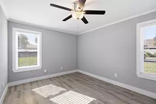 1103 Booker Ave, Austin, TX 78752 - Photo 20