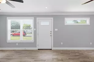 1103 Booker Ave, Austin, TX 78752 - Photo 24