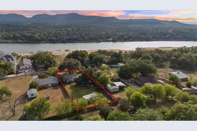 4247 River Oaks Drive, Kingsland, TX 78639 - Photo 2