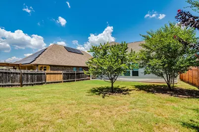 2005 Garretts Way, Manchaca, TX 78652 - Photo 32