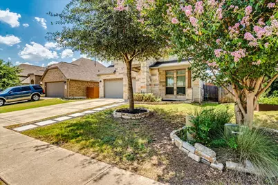 2005 Garretts Way, Manchaca, TX 78652 - Photo 2