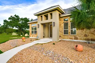 346 Blackbird Dr, Spring Branch, TX 78070 - Photo 4