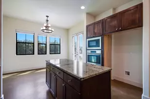 18400 Lakepoint Cove, Lago Vista, TX 78645 - Photo 10
