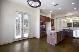 18400 Lakepoint Cove, Lago Vista, TX 78645 - Photo 12