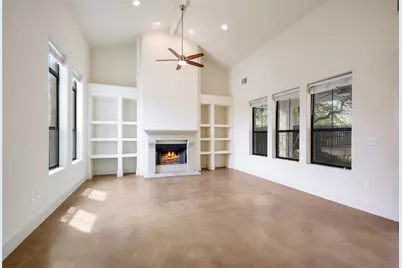 18400 Lakepoint Cove, Lago Vista, TX 78645 - Photo 4