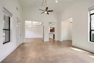 18400 Lakepoint Cove, Lago Vista, TX 78645 - Photo 6