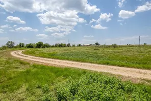 1540 County Rd 114, Rogers, TX 76569 - Photo 24