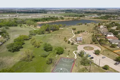 212 Lakemont Drive, Hutto, TX 78634 - Photo 26