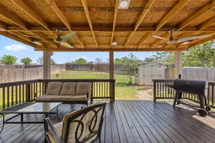 212 Lakemont Dr, Hutto, TX 78634 - Photo 22