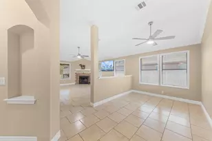 212 Lakemont Dr, Hutto, TX 78634 - Photo 4