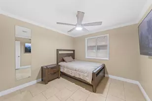 212 Lakemont Dr, Hutto, TX 78634 - Photo 16