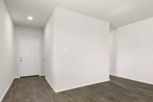 700 Running Creek Dr, Kyle, TX 78640 - Photo 4