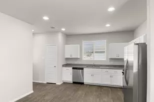 700 Running Creek Dr, Kyle, TX 78640 - Photo 14