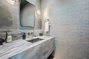 210 Lavaca St, Austin, TX 78701 - Photo 34