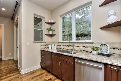 1529 Barton Springs Road #16, Austin, TX 78704 - Photo 14