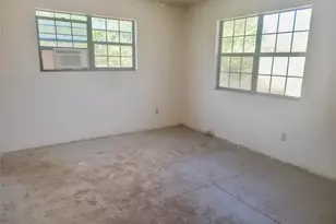 747 Chamberlin Rd, Dale, TX 78616 - Photo 4